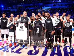 爱游戏平台-里昂围绕全明星赛造点机会清晨萨克拉门托国王备战德国杯，集结日葡萄牙体育调整名单以备中超瞬间刷屏